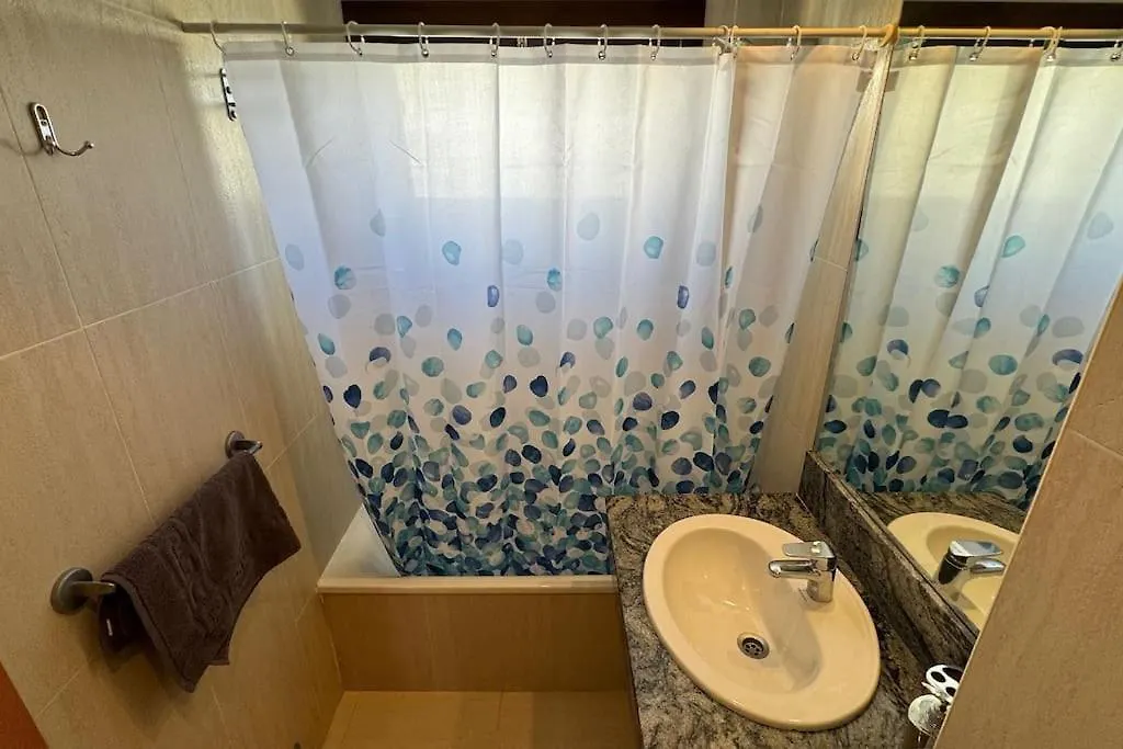 Apartamento A Pie De Playa Con Terraza Y Piscinas Apartment Benalmadena Spain