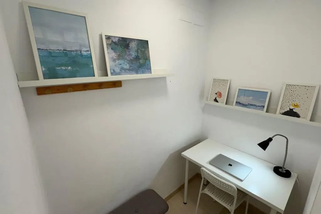 Apartamento A Pie De Playa Con Terraza Y Piscinas Apartment Benalmadena